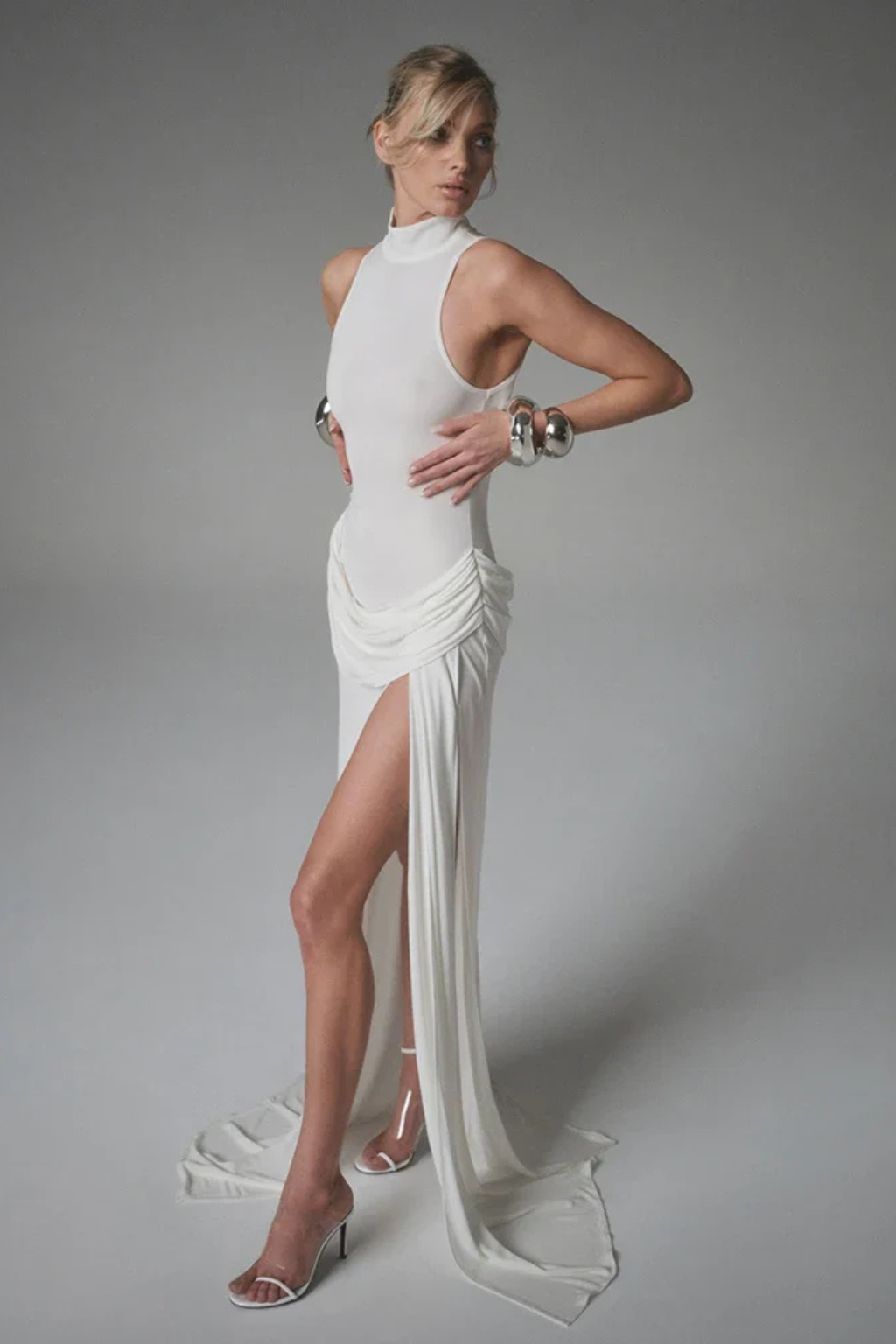 Vestido maxi mujer sin mangas cuello alto abertura lateral verano