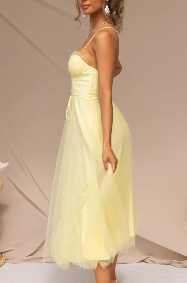 Vestido midi mujer tirantes finos diseño ajustado falda fluida