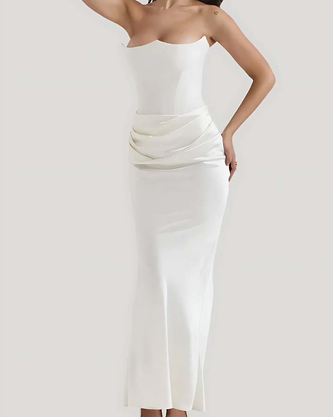 Vestido maxi mujer con diseño drapeado elegante