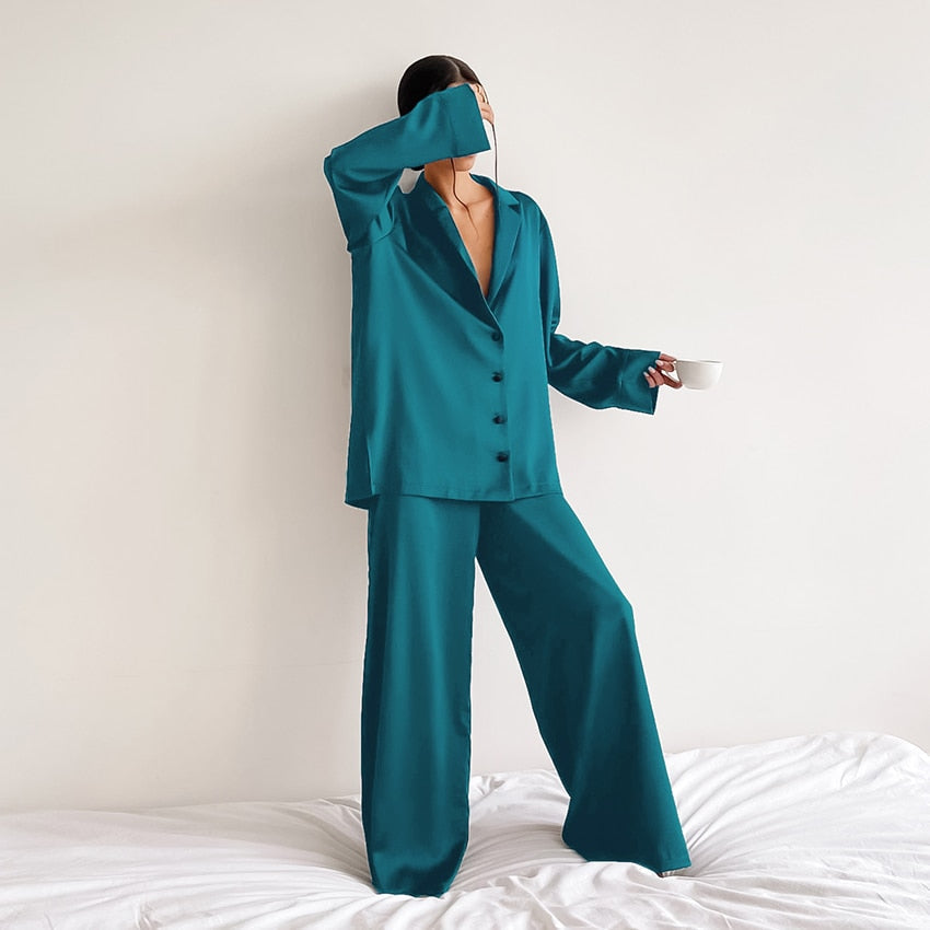 Pijama Mujer de Satén Dos Piezas Oversize