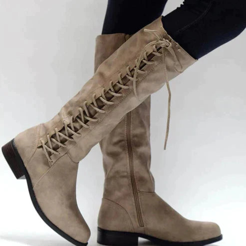 Botas altas mujer con cordones diseño robusto