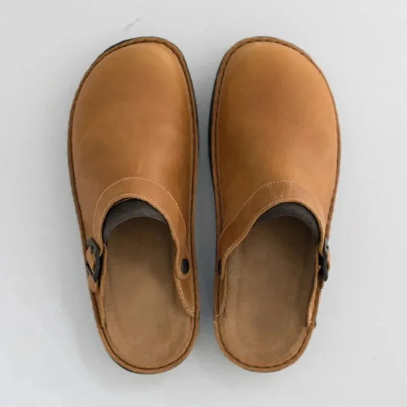 Mules hombre de cuero envejecido punta cerrada hebilla suela gruesa