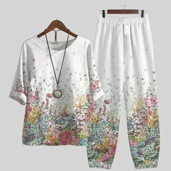 Conjunto Mujer Blusa Floral y Pantalón Recto