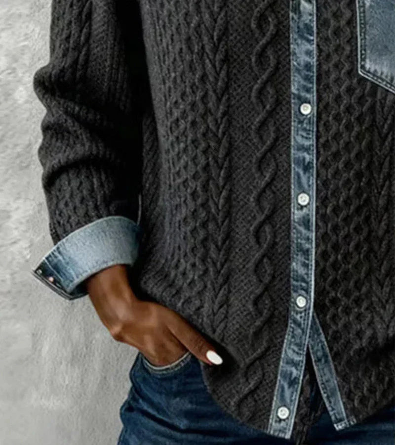 mujer tejido con detalles denim estilo casual elegante