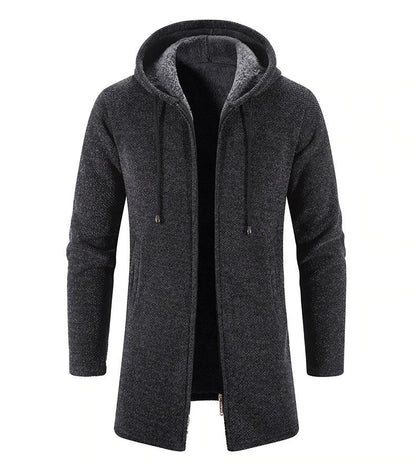 Chaqueta hombre con forro polar y capucha ajustada