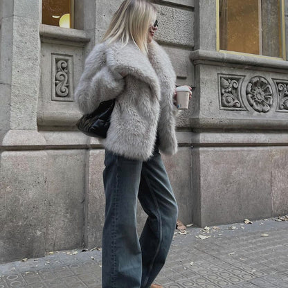 Abrigo Mujer de Lana Corte Elegante