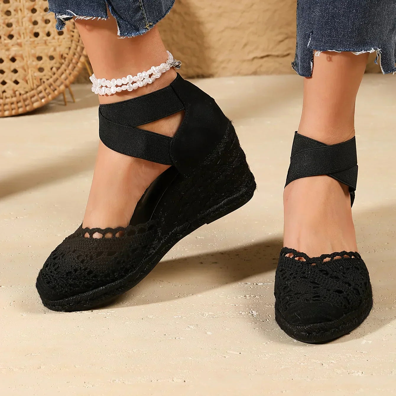 Zapatos Mujer de Cuña con Crochet y Tira Elástica en Tobillo