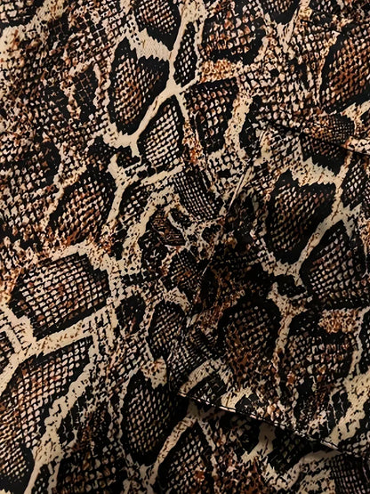 Pantalón Chándal Mujer Estampado Serpiente Ajuste Deportivo