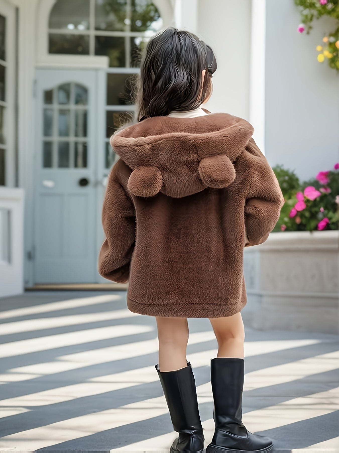 Chaqueta Niña de Felpa con Capucha y Orejitas