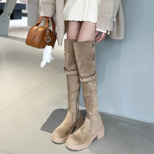Botas Altas Mujer de Terciopelo con Botones Decorativos - Mavetta