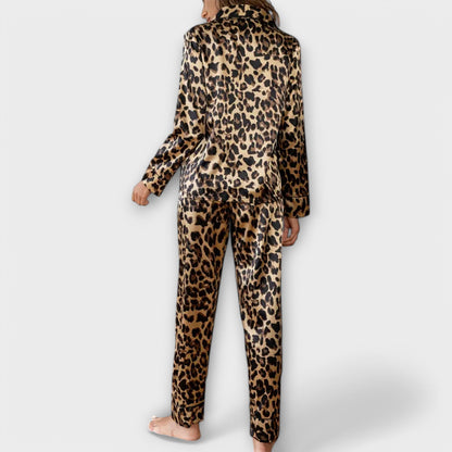 Pijama Mujer de Satén Estampado Animal Ajuste Cómodo