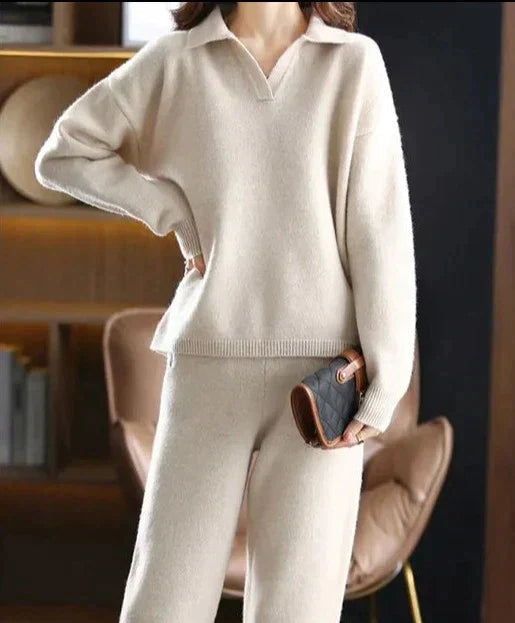 Conjunto Mujer de Dos Piezas Jersey Cuello Polo y Pantalón - Mavetta