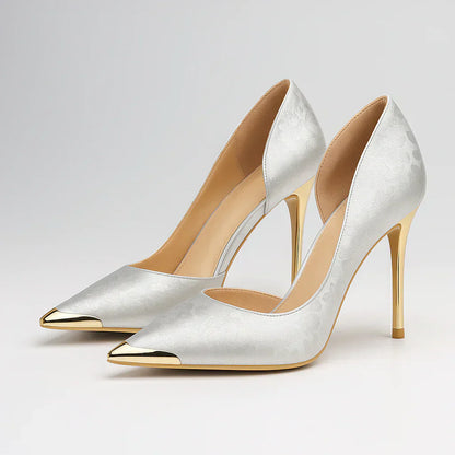 Tacones mujer de satén con punta estilo elegante