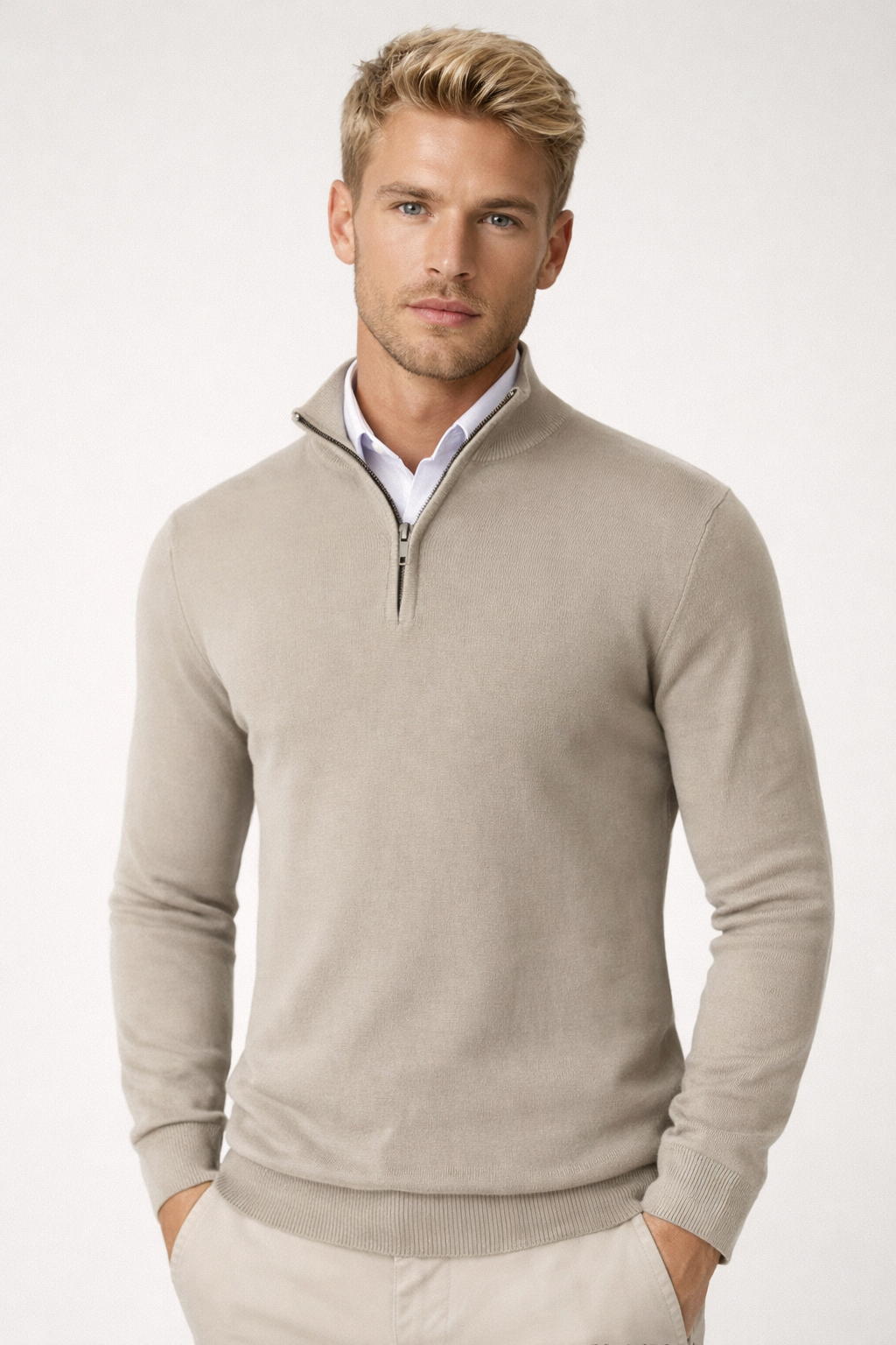 Jersey hombre con media cremallera y cuello alto