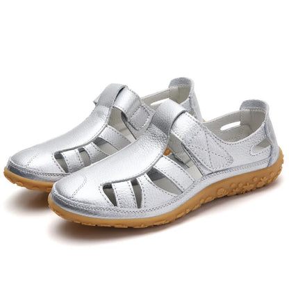 Sandalias romanas mujer de cuero suave caladas suela flexible