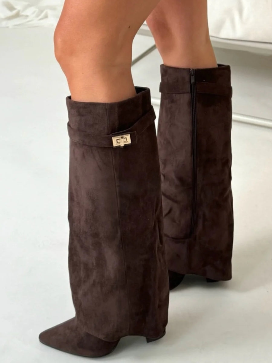 Botas mujer de piel suave y diseño cómodo cierre lateral