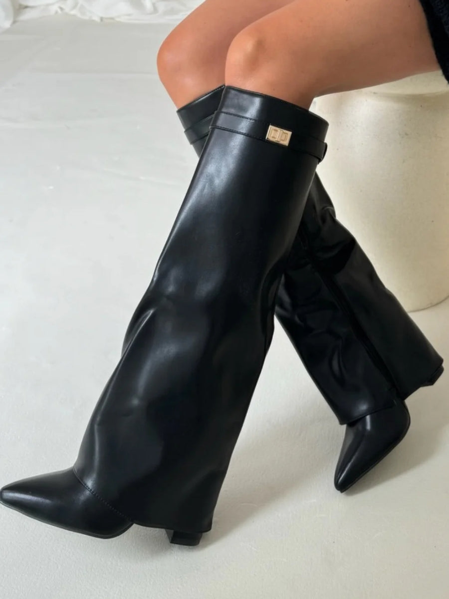 Botas mujer de piel suave y diseño cómodo cierre lateral