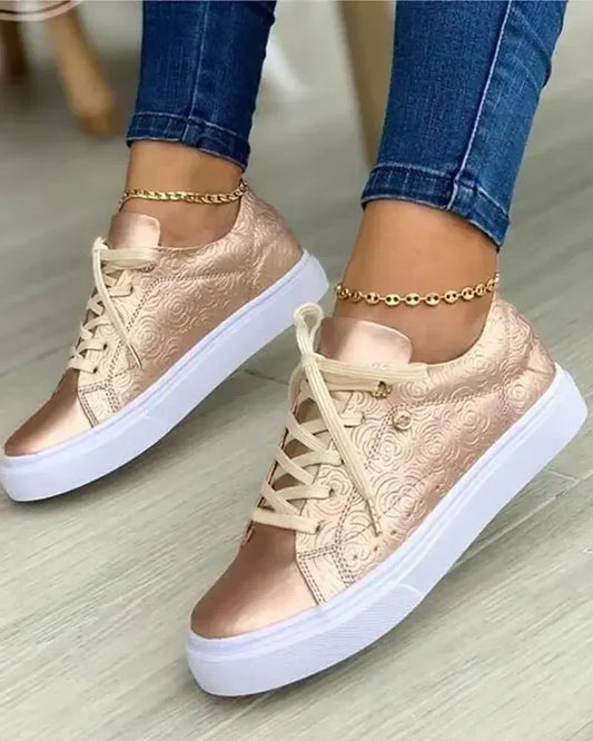 Zapatillas Mujer con Detalles y Cordones Ajustables - Mavetta