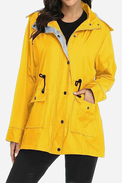 Chaqueta ligera mujer con capucha y cordón ajustable