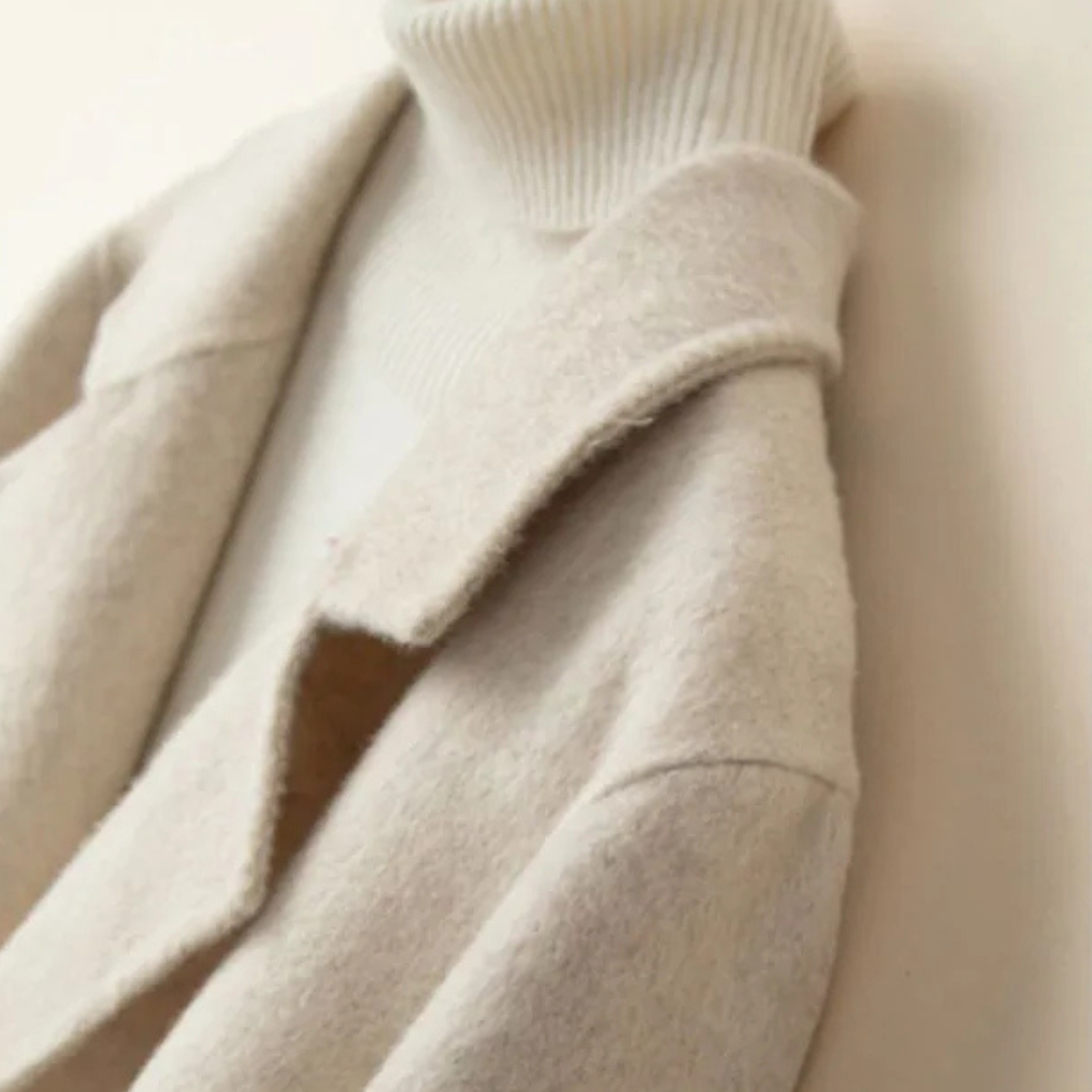 Chaqueta corta mujer de lana corte clásico