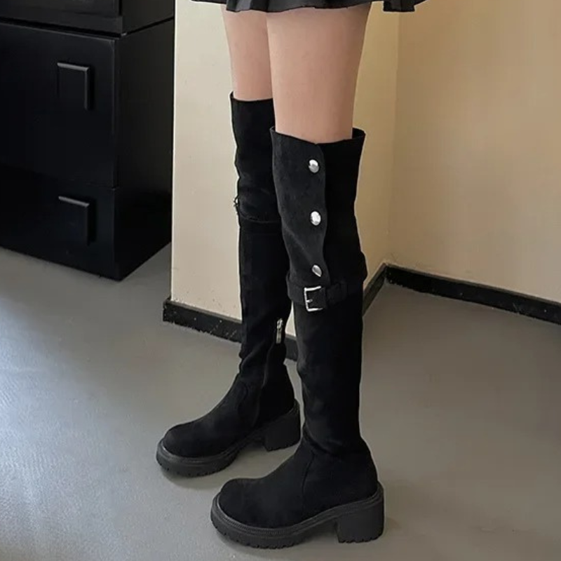 Botas Altas Mujer de Terciopelo con Botones Decorativos