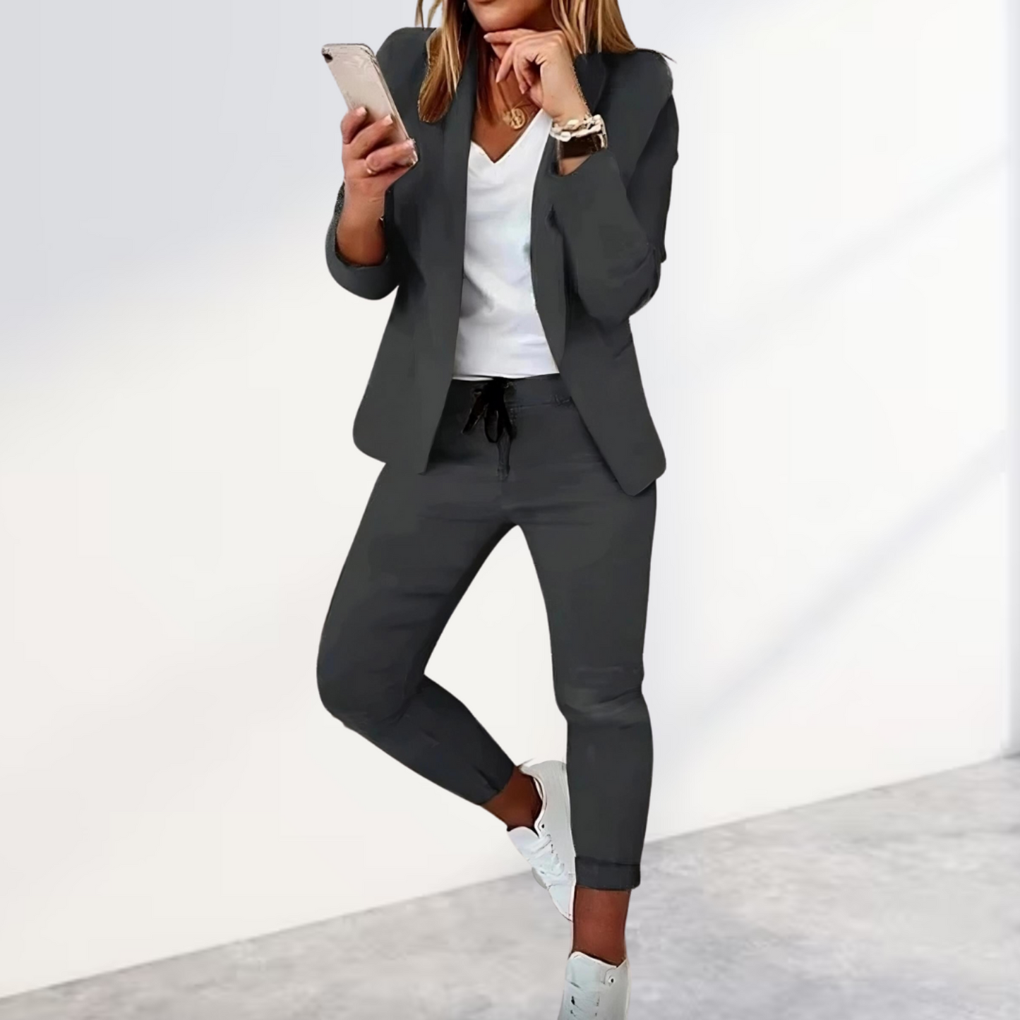 Conjunto Mujer Blazer y Pantalón Slim Fit Estilo Estructurado