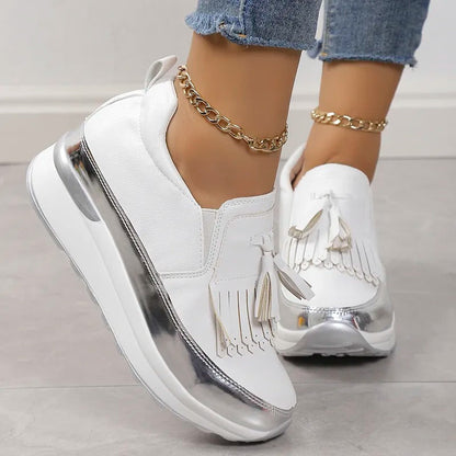 Zapatillas Mujer con Plataforma y Detalles de Flecos
