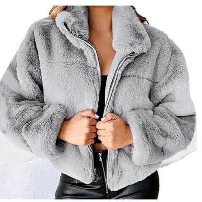 Chaqueta corta mujer teddy con cremallera y cuello alto