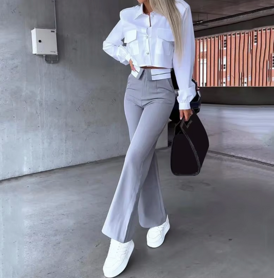 Conjunto Mujer Blazer Corto y Pantalón Formal - Mavetta