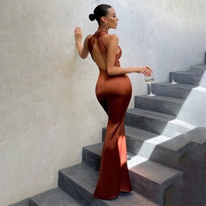 Vestido Mujer Corte Sirena y Espalda Abierta