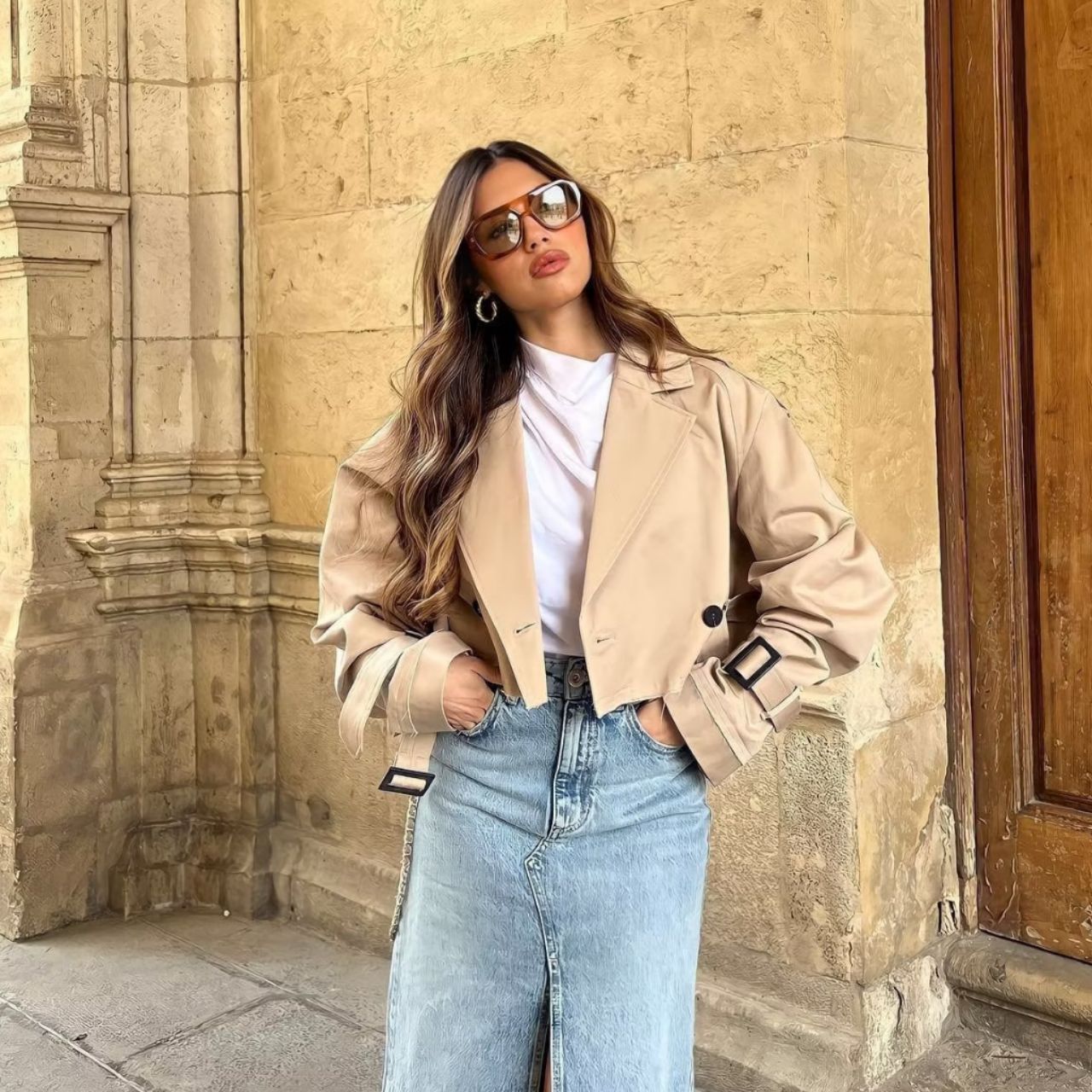 Gabardina Mujer Corta Doble Botonadura con Cinturón Ajustable