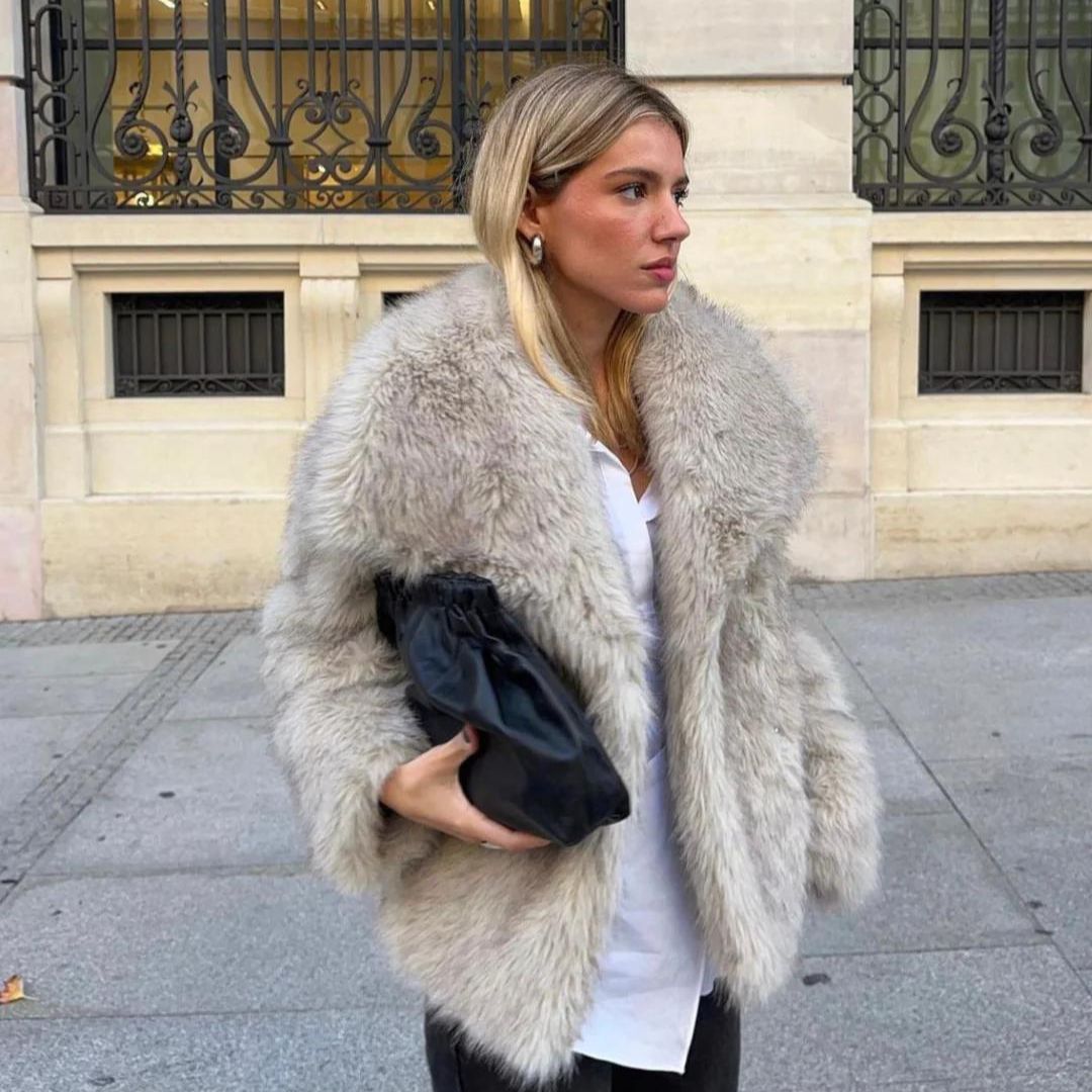 Abrigo Mujer de Lana Corte Elegante