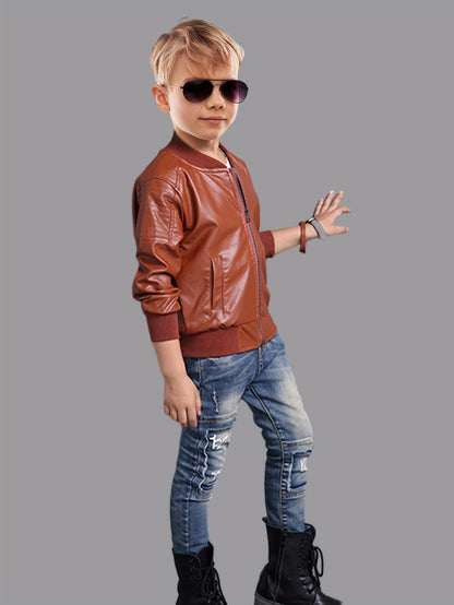 Chaqueta niño con cremallera y cuello alto ajustado