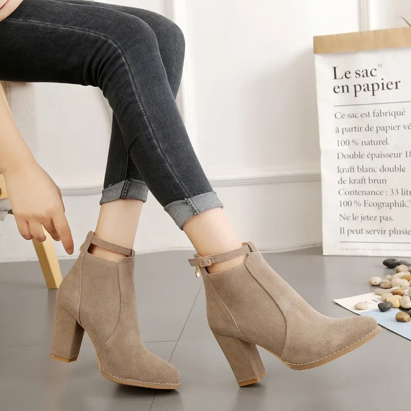 Botines Mujer con Hebilla Tacón Alto de Bloque