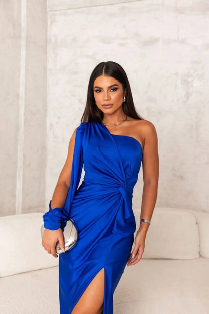 Vestido maxi mujer de satén drapeado un hombro