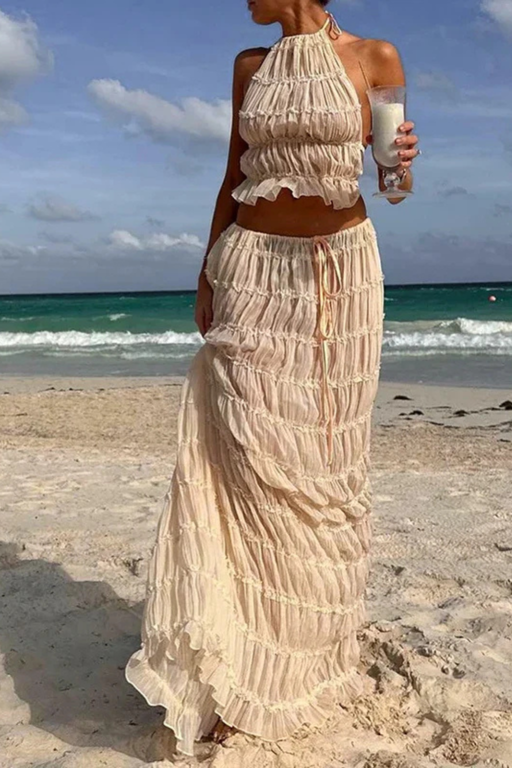 Conjunto Mujer Halter Fruncido y Falda Larga Fluida