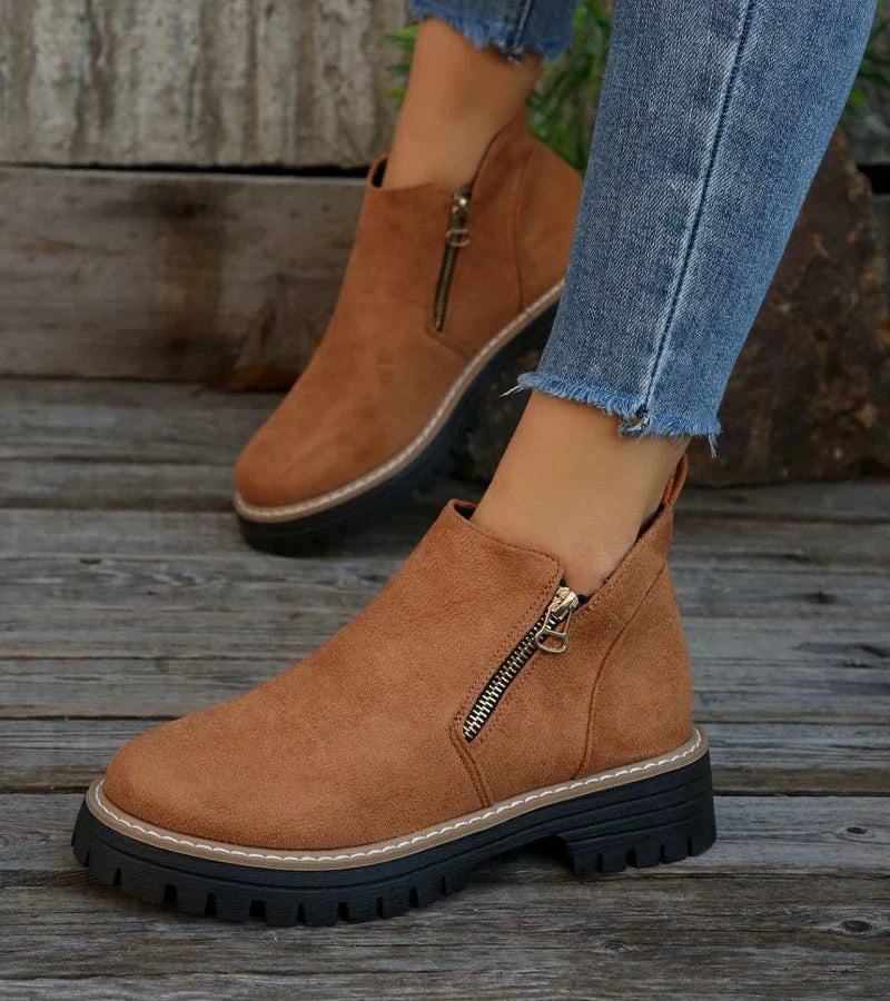 Botines mujer de piel y suela antideslizante