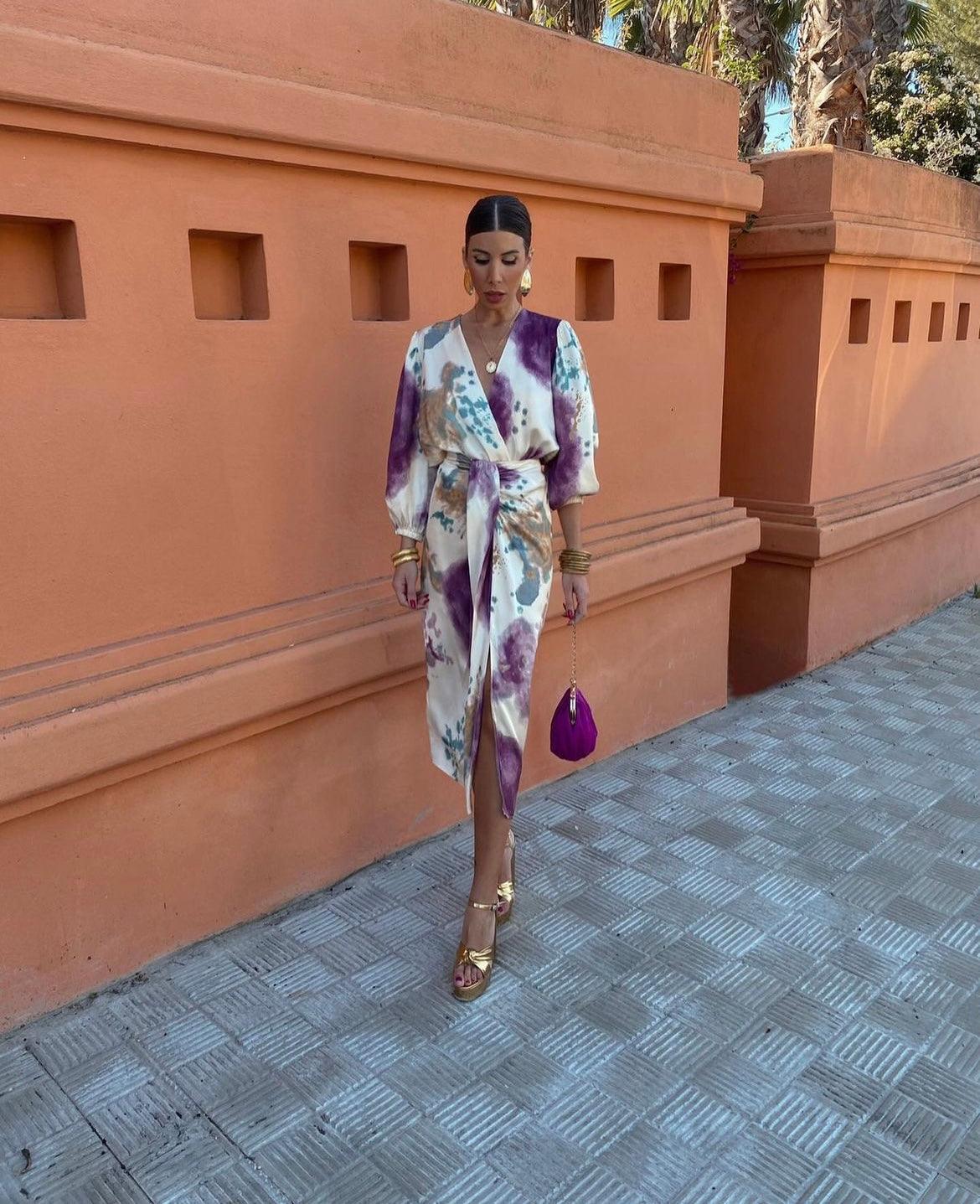 Vestido midi mujer fluido con cinturón escote en V