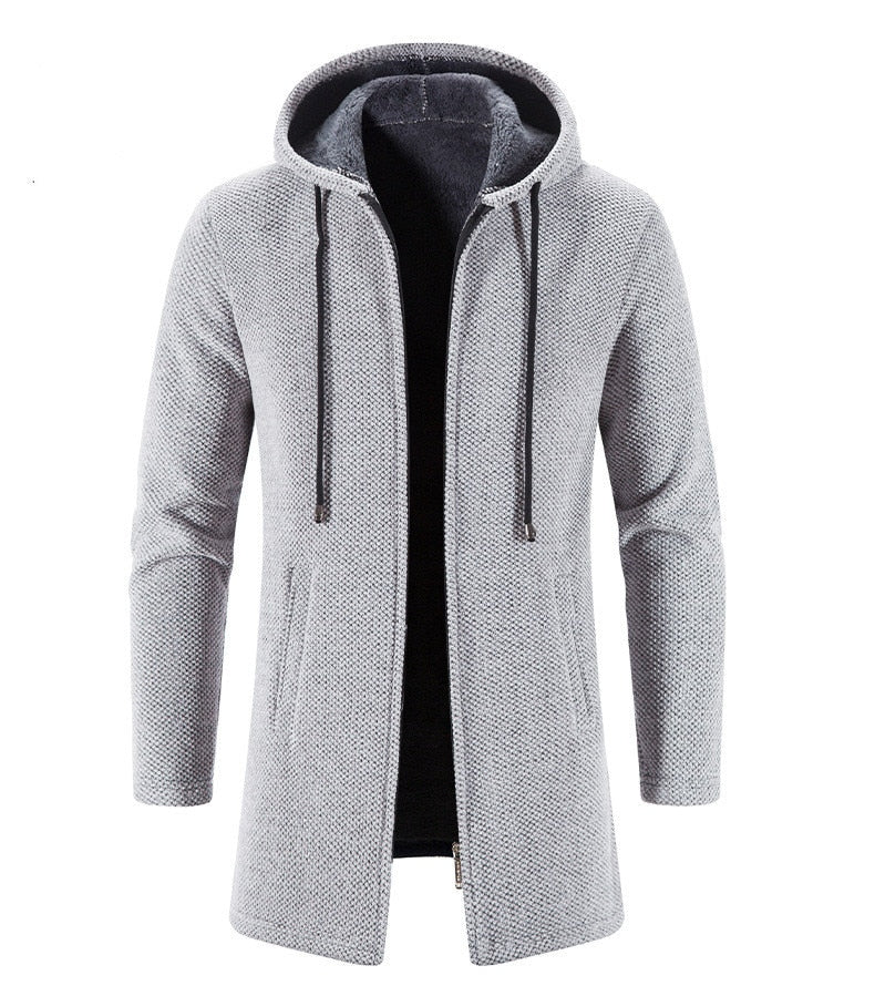 Chaqueta hombre con forro polar y capucha ajustada