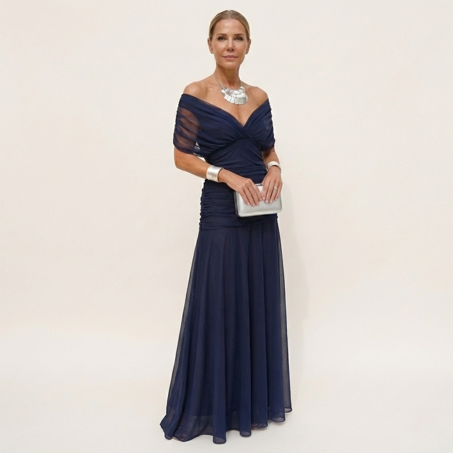 Vestido Largo Mujer Fluido Escote en V Diseño Sofisticado