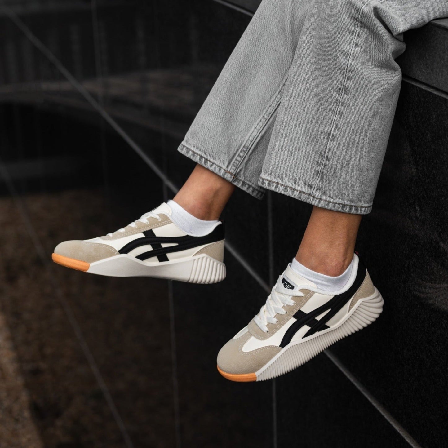 Zapatillas mujer cómodas estilo retro ajustadas