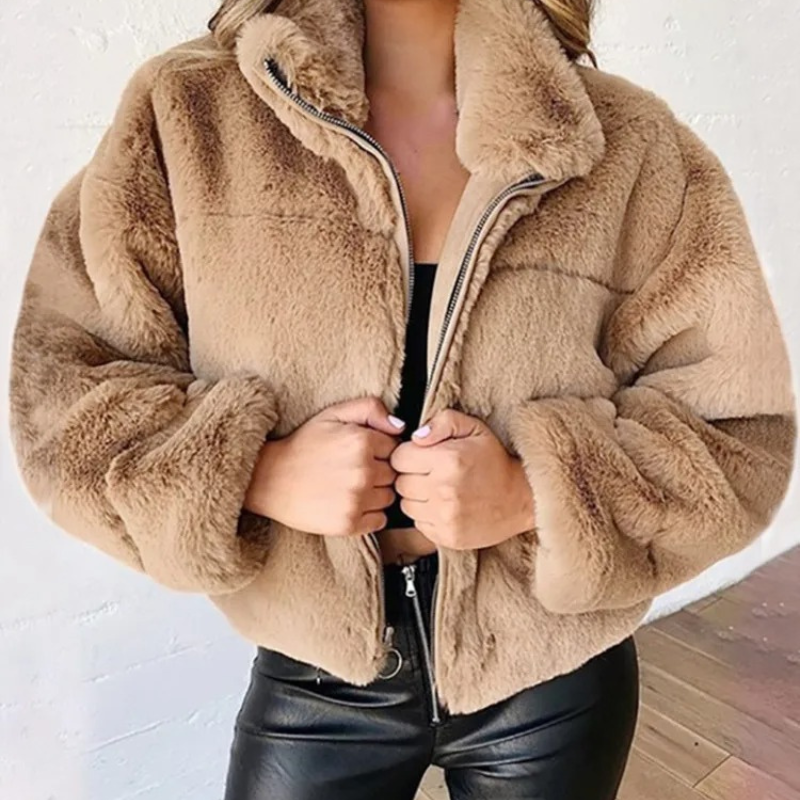 Chaqueta corta mujer teddy con cremallera y cuello alto