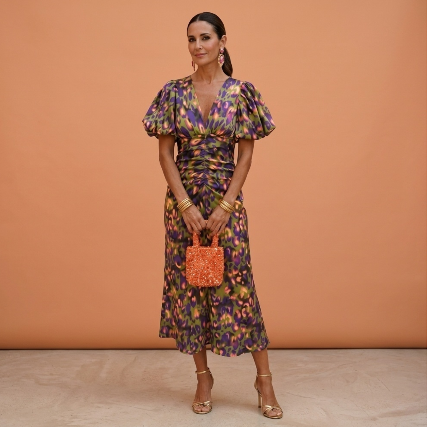 Vestido mujer escote en V mangas abullonadas estilo femenino