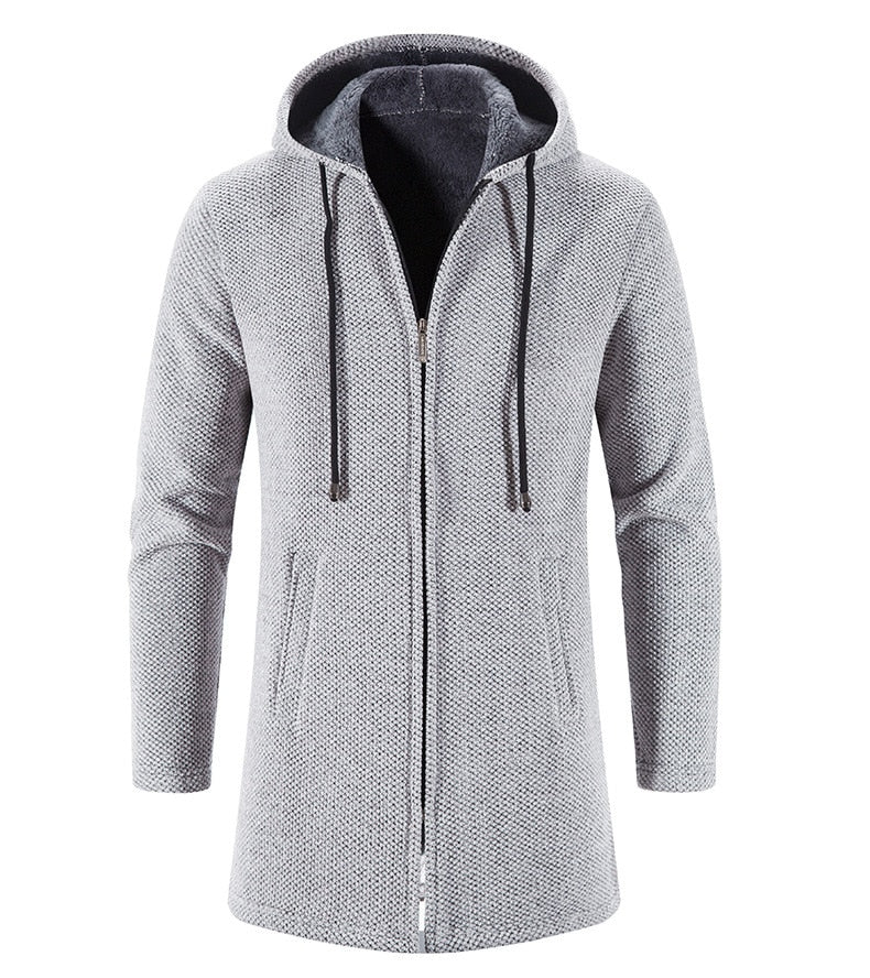 Chaqueta hombre con forro polar y capucha ajustada