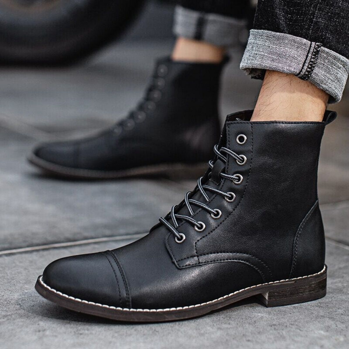 Botas Hombre de Cuero con Cordones Caña Media