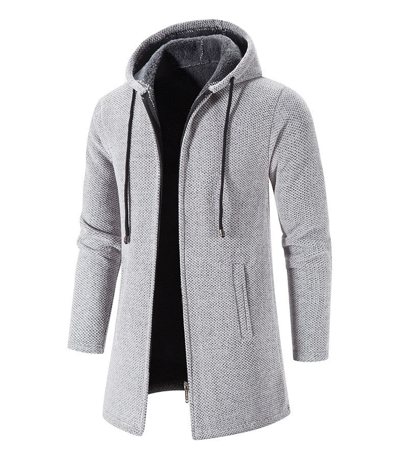 Chaqueta hombre con forro polar y capucha ajustada