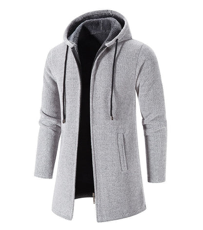 Chaqueta hombre con forro polar y capucha ajustada