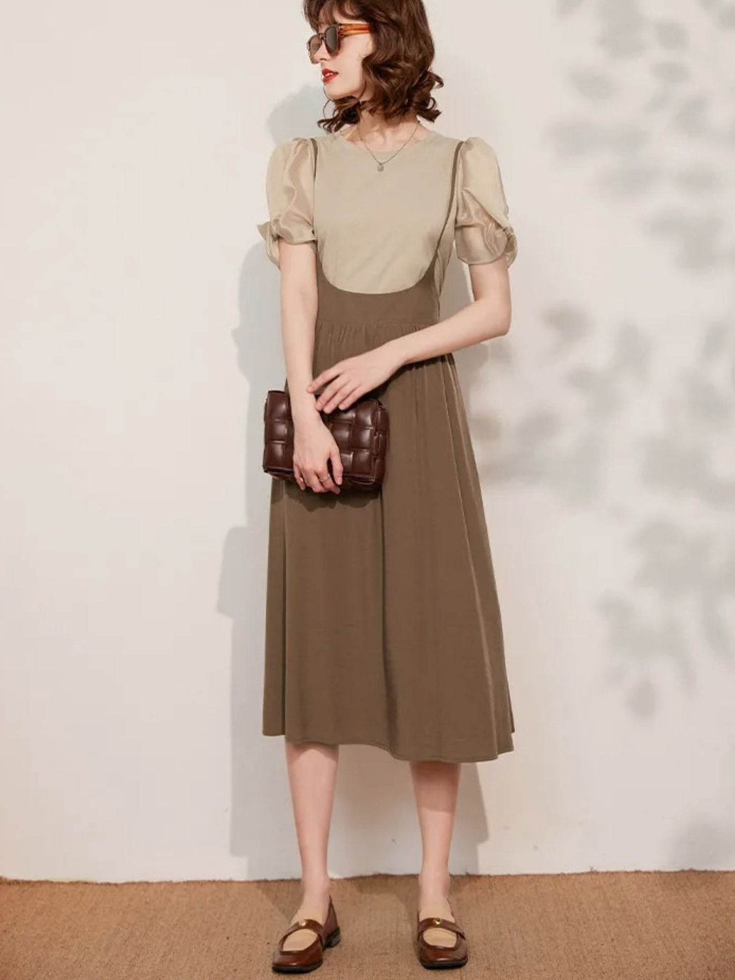 Conjunto Mujer de con Mangas Abullonadas y Falda Midi