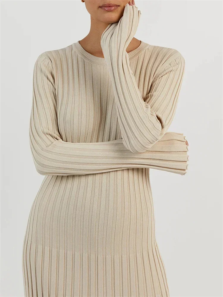Vestido largo mujer de plumeti tejido elástico ajustado plisado