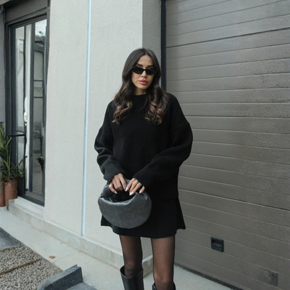 Conjunto Mujer Suéter y Falda Mini Ajuste Casual